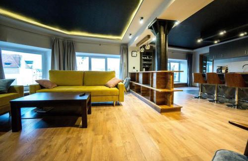 Klodzko Miasto Apartment | Uroczy apartament Wita Stwosza most Kłodzko