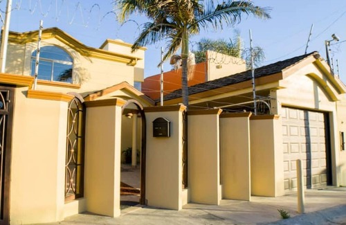 Tijuana House | USA Otay Border-1 min from the US border