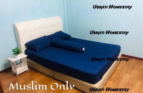 Si Rusa Apartment | Usrati Homestay by Amirul