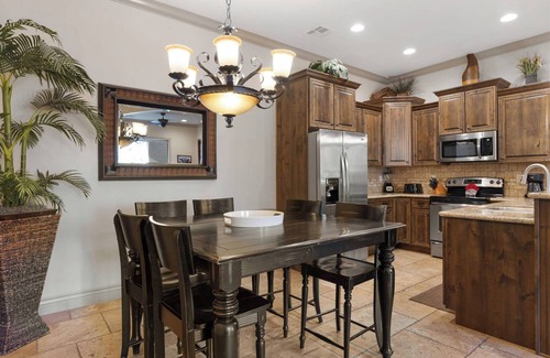St. George Condo | Utahs Beauty w/Desert & Mtn Views