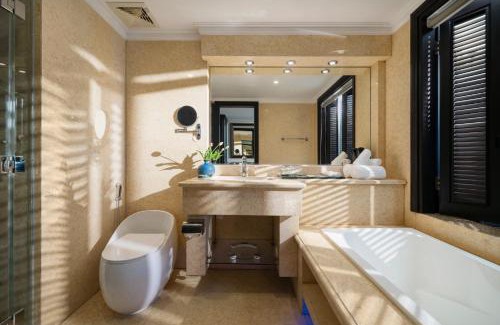 Ngu Hanh Son Hotel | V-Hotel Da Nang Beach