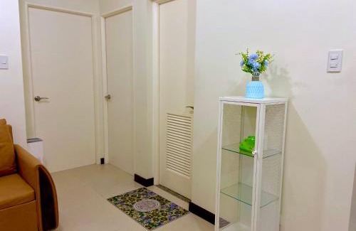 Kapitolyo Apartment | V-TAN condo