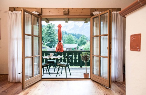 Ramsau Apartment | Vacation apartment 1-6 persons, 130-170 qm, balcony, TV, 2-3 bedrooms, non-smoking