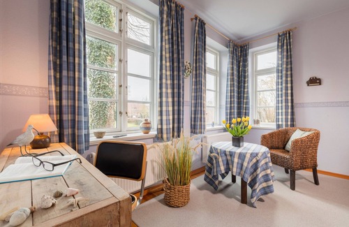 Daenschendorf Apartment | Vacation apartment/apartment for 8 guests with 220m² in Fehmarn OT Dänschendorf (60051)
