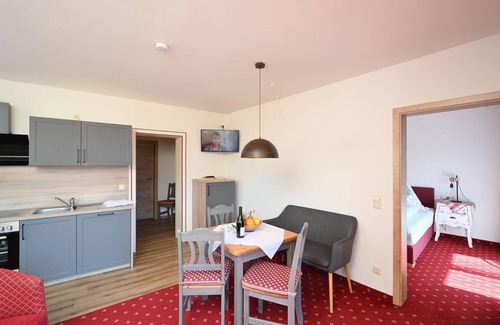 Bad Oberdorf Apartment | Vacation apartment no. 2 with south and east-facing balcony - Gästehaus Landgraf