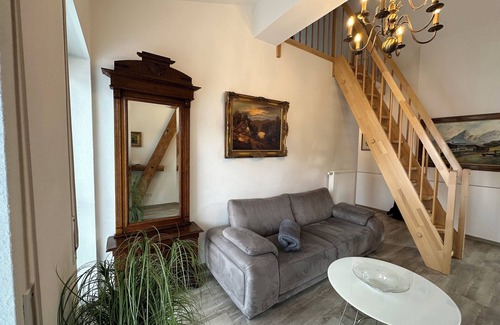Neuleiningen Apartment | Vacation apartment on the Mühlenwanderweg OG