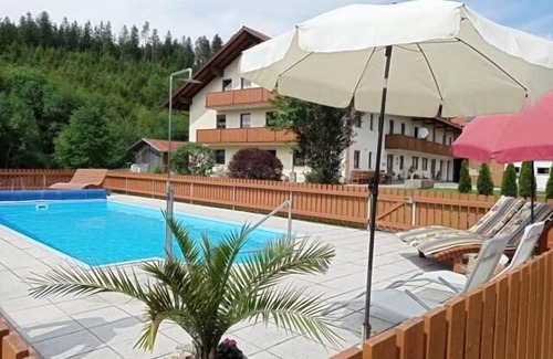 Kollnburg Apartment | Vacation apartment (60sqm) with terrace