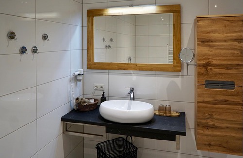 Runhof Apartment | Vacation apartment/apartment for 4 guests with 70m² in Längenfeld (296463)
