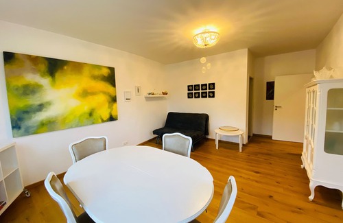 Kluesserath Apartment | Vacation apartment Atelier 7