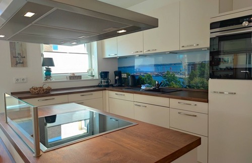 Eckernfoerde Apartment | Vacation apartment/apartment for 6 guests with 105m² in Eckernförde (73591)