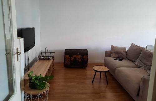 Garrigues Apartment | Vacation apartment in residential area