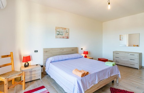 Badolato Apartment | Vacation apartment in a villa in a residential area in Badolato, in the province of Catanzaro.