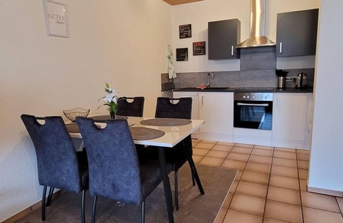Baldringen Apartment | Vacation apartment "Landblick" - apartment/flat, shower and bath, WC, non-smoking