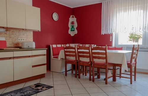 Irsch Apartment | Vacation apartment Riesling - Weinstube Ferienwohnungen Johann Benzschawel