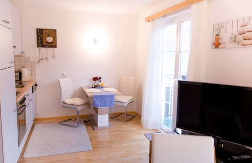 Steinbach am Attersee Apartment | Vacation apartment Top 5 - Atterseejuwele am See