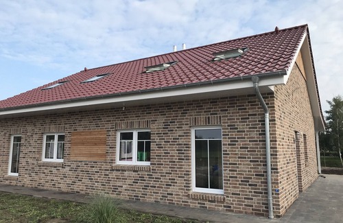 Geeste Apartment | Vacation apartment with sauna and stove - right on the water and close to the lake