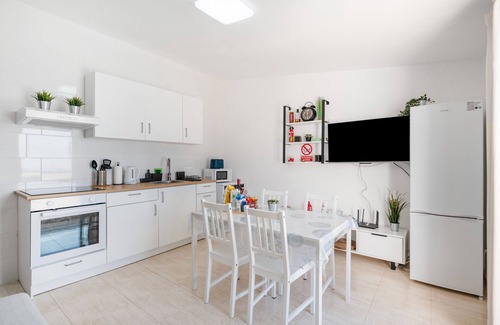 Guime Apartment | Vacation 'Aurora' with Mountain View, Private Pool and Private Terrace