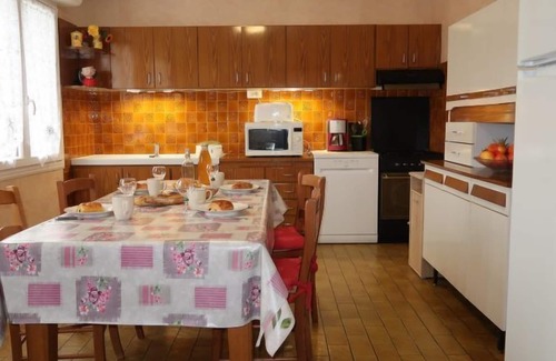 La Foret-Fouesnant House | Vacation home Villa Kergroës in La-Forêt-Fouesnant - 8 persons, 5 bedrooms