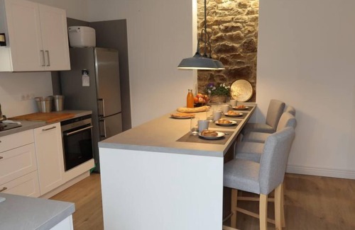 Plounevez-Lochrist House | Vacation home Ker Maeziou 1 (PLR210) in Plounevez Lochrist - 4 persons, 2 bedrooms