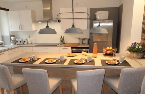 Plounevez-Lochrist House | Vacation home Ker Maeziou 1 (PLR210) in Plounevez Lochrist - 4 persons, 2 bedrooms