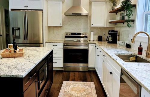 Mount Sunapee House | Vacation Home: 2 Mins from Mt. Sunapee & Lake!