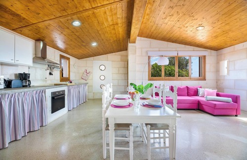 Muro House | Vacation Home "Biniaco" with Private Pool, 2 Private Terraces & Wi-Fi