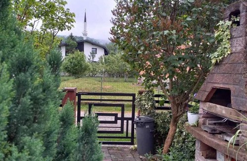 Kulen Vakuf Apartment | Vacation Home "Cehic"