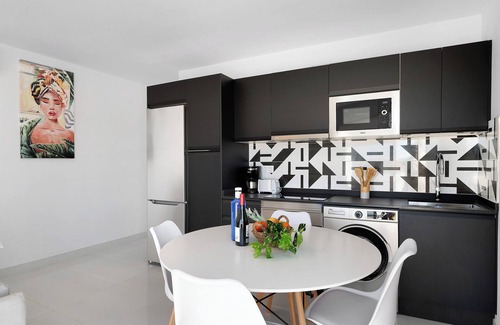 La Santa House | Vacation Home 'Coral 5' with Shared Terrace, Wi-Fi and Air Conditioning