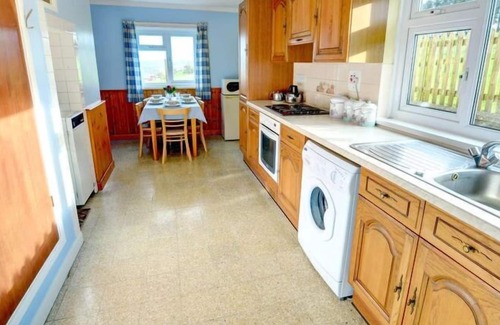 Tal-gareg House | Vacation home Dandy in Carmarthen - 5 persons, 3 bedrooms