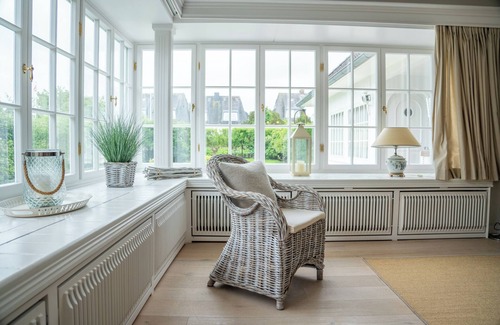 Munkmarsch House | Vacation home for up to 5 people with garden and fireplace.