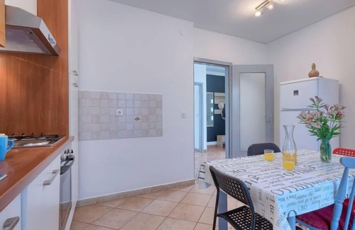 Valdebek House | Vacation home Gojak by Interhome