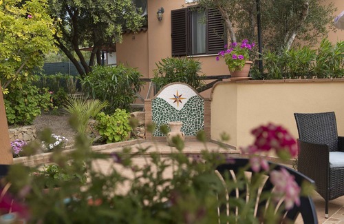 Sos Alinos House | Vacation Home