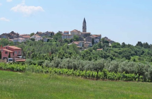 Brnobici House | Vacation home Kristina (KST160) in Porec/Kastelir - 6 persons, 2 bedrooms
