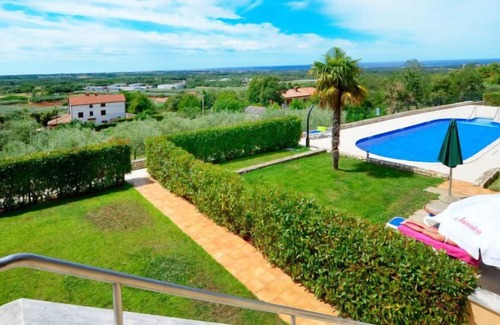 Brnobici House | Vacation home Kristina (KST160) in Porec/Kastelir - 6 persons, 2 bedrooms