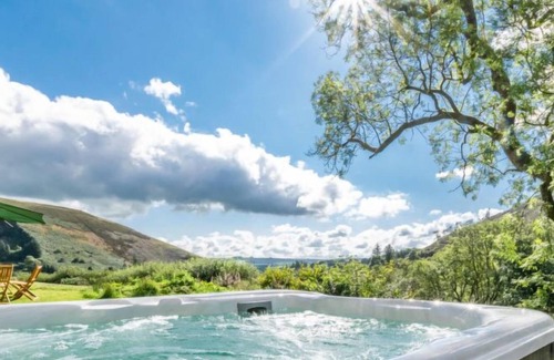 Llanwrtyd Wells House | Vacation home Llety y Coed in Llandovery - 10 persons, 5 bedrooms