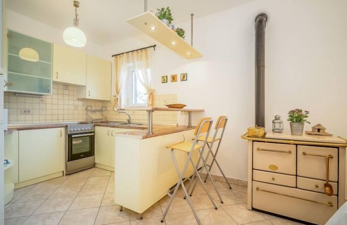 Kras House | Vacation home Mila by Interhome