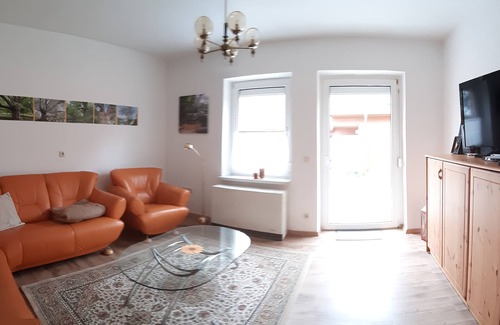 Guelzow Apartment | Vacation home on the outskirts of the village near Güstrow for 5 guests + child