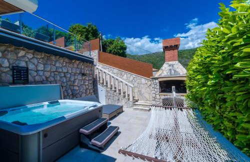 Zaton House | Vacation home with Private heated Pool