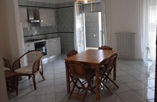 Mola di Bari Apartment | VACATION HOUSE