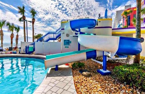 Daytona Beach Apartment | Vacation in Comfort and luxury - 2BR Oceanview - Wyndham Ocean Walk Resort 2332-0