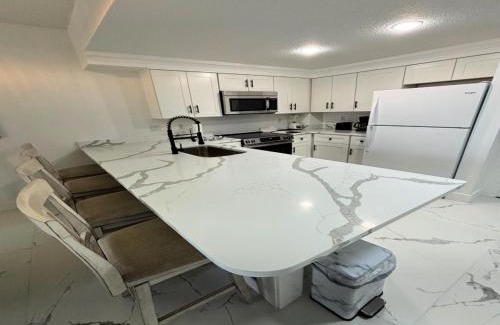 Daytona Beach Apartment | Vacation in Resort luxury - Updated 1BR King Bed Master Jacuzzi Suite - Wyndham Ocean Walk 2429