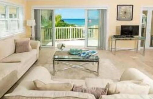 Cotton Ground House | Vacation in St Kitts & Nevis! 3 Spaces, Beachfront, Outdoor Pools, Free Parking!