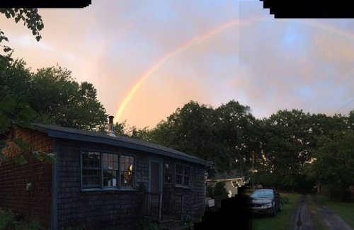 Hope Cottage | Vacation on a beautiful lake in Maine Convenient location to the coast of Maine.