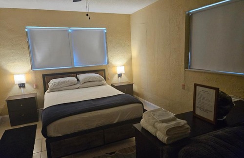 Lauderdale Lakes House | Vacay inn