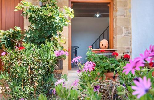 Kissamos House | Vaggelis Little Stone House