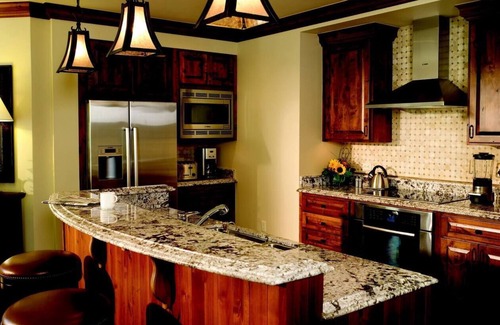 Gore Creek Place Resort | Vail, Ritz, Resort & Spa, Ski, Hot Tub