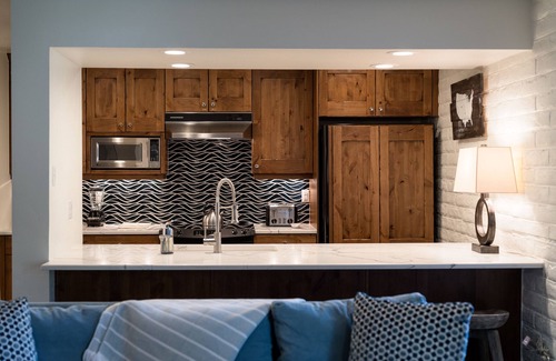 Vail Hotel | Vail's Mountain Haus