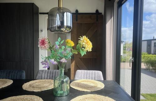 Scherpenisse Ski Chalet | Vakantiepark de Zeeuwse Parel - Zeeparel
