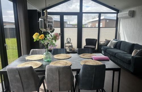 Scherpenisse Ski Chalet | Vakantiepark de Zeeuwse Parel - Zeeparel