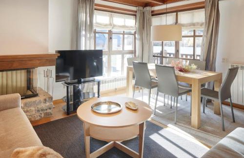 Baqueira Apartment | Val de Ruda Luxe 69 by FeelFree Rentals